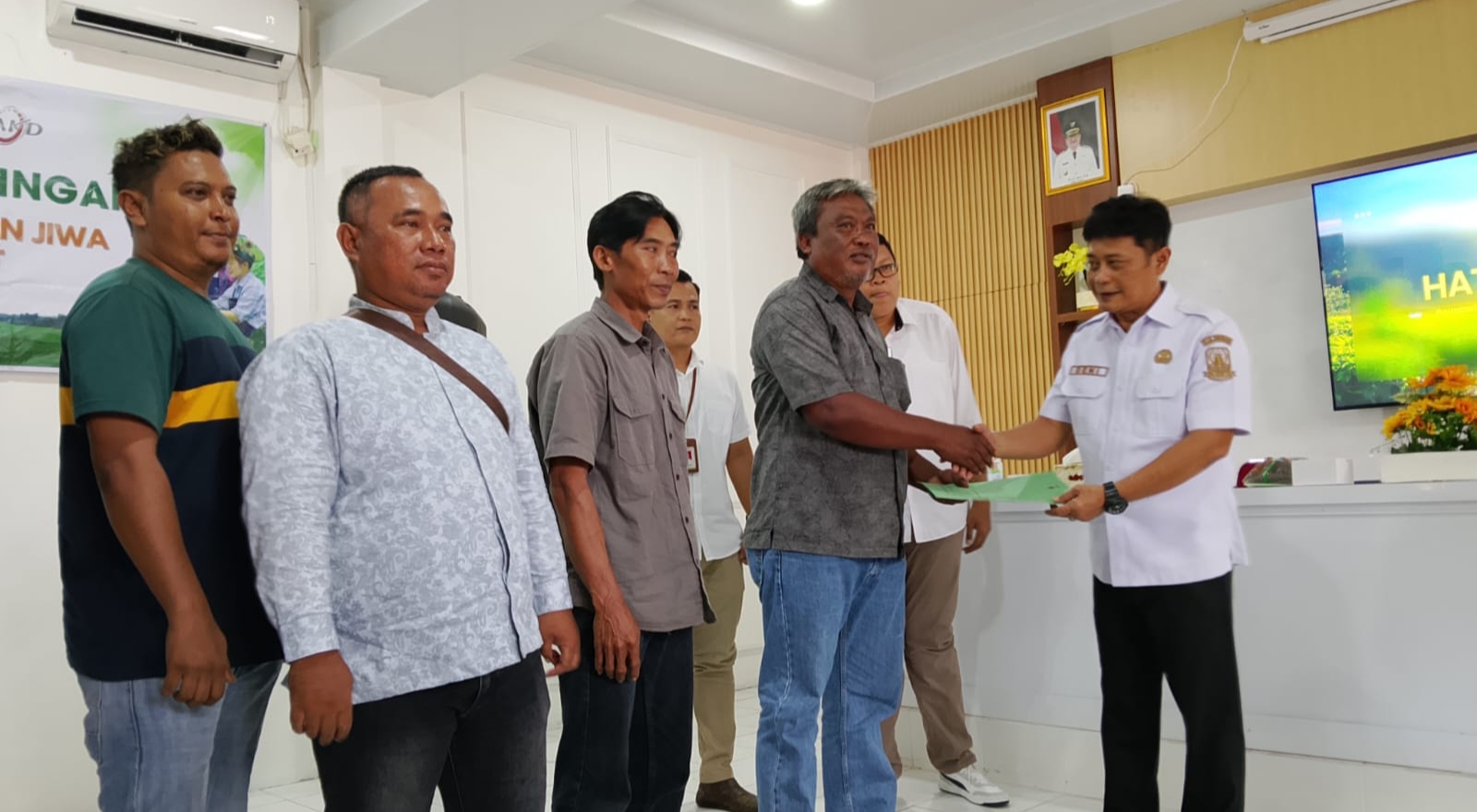 Kegiatan Sosialisasi Asuransi Mikro Perlindungan Jiwa Petani dan Akses Pembiayaan Petani Kabupaten Cirebon