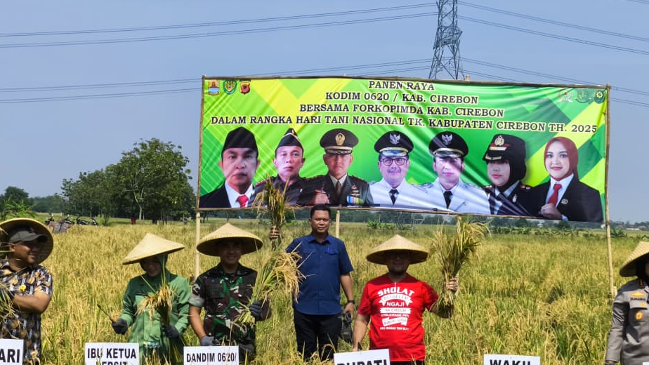 Panen Raya Hari Tani Nasional Tingkat Kabupaten Cirebon 2025